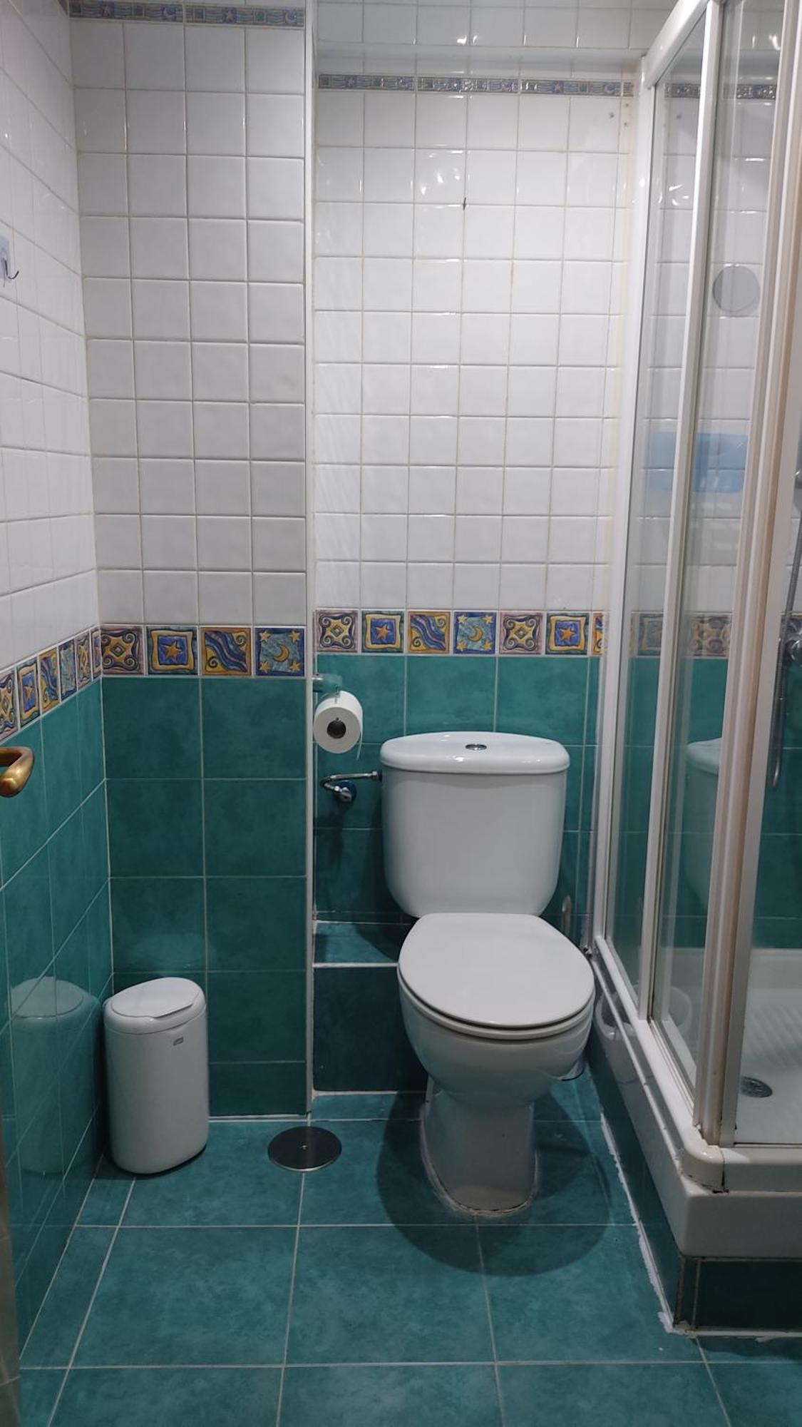 Готель Habitacion Individual Con Bano Y Cocina Compartida Мадрид Екстер'єр фото